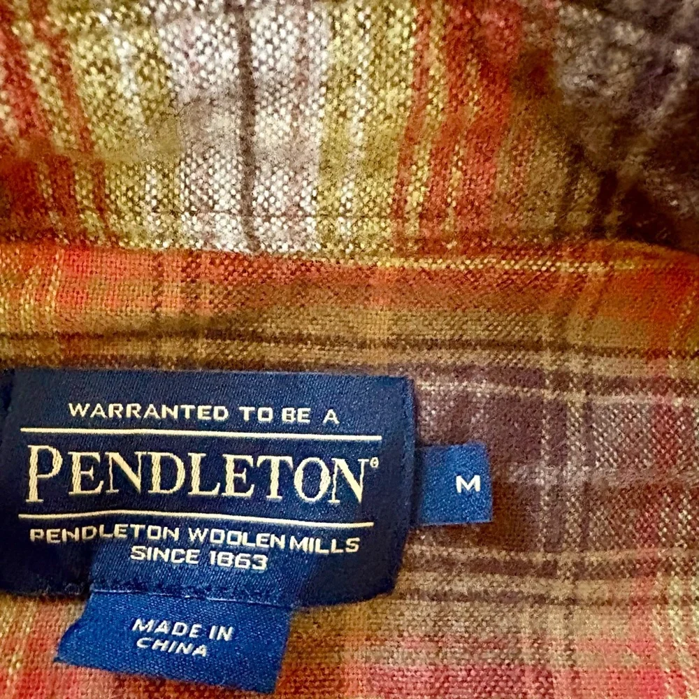 Pendleton Flannel Snapfront medium - Picture 5 of 13